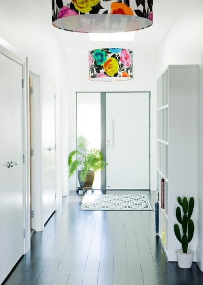 Contemporary Entry by Habitat by Resene