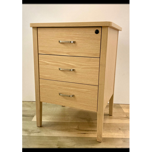 Marigold Bedside Table in Polytec Tuross Oak Matt 