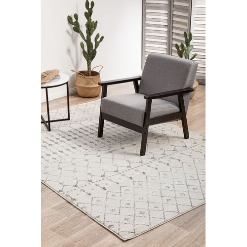 Chrome Elsa Silver Rug
